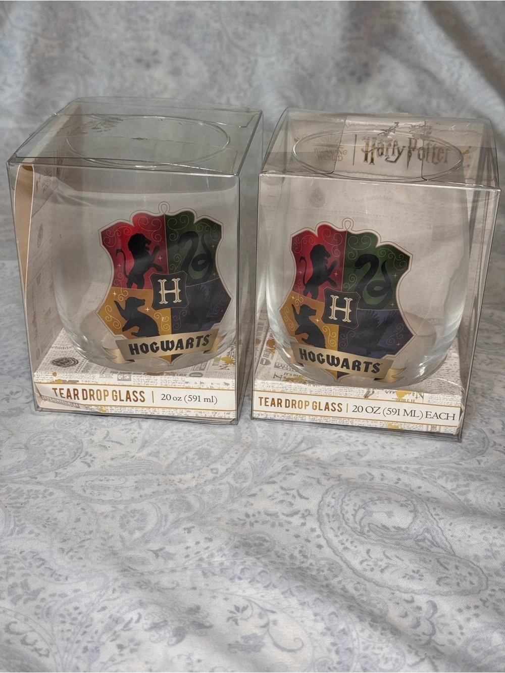 Hogwarts Crest Tear Drop Glass - Multicolor